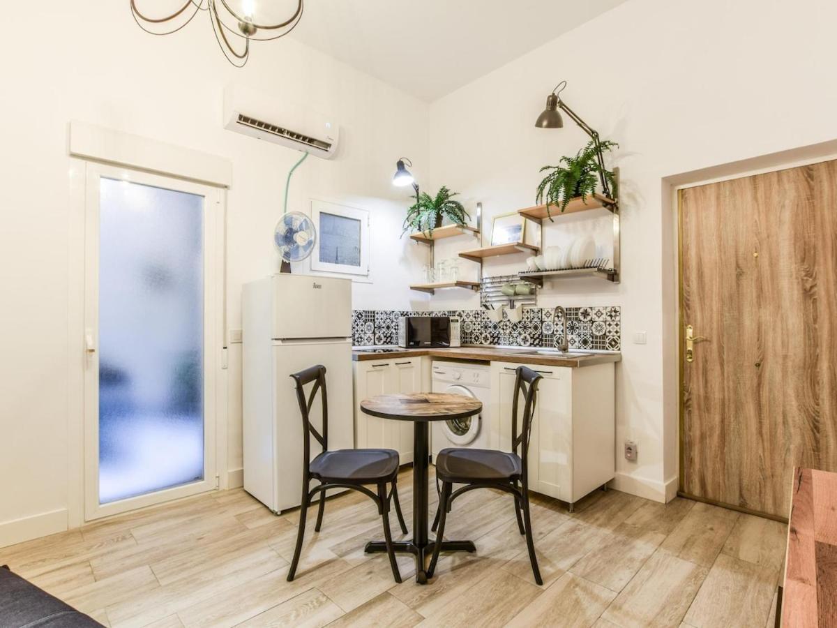 Apartamento Plaza De Lavapies Alquiler Temporal Madrid Eksteriør billede